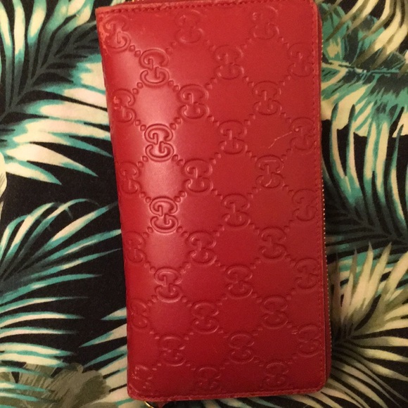 Gucci Handbags - Authentic Gucci EUC large red leather wallet